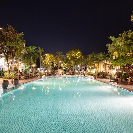 ดองเน โฮเต็ล แอนด์ รีสอร์ต Hotel นิญบิ่ญ ภายนอก รูปภาพ
