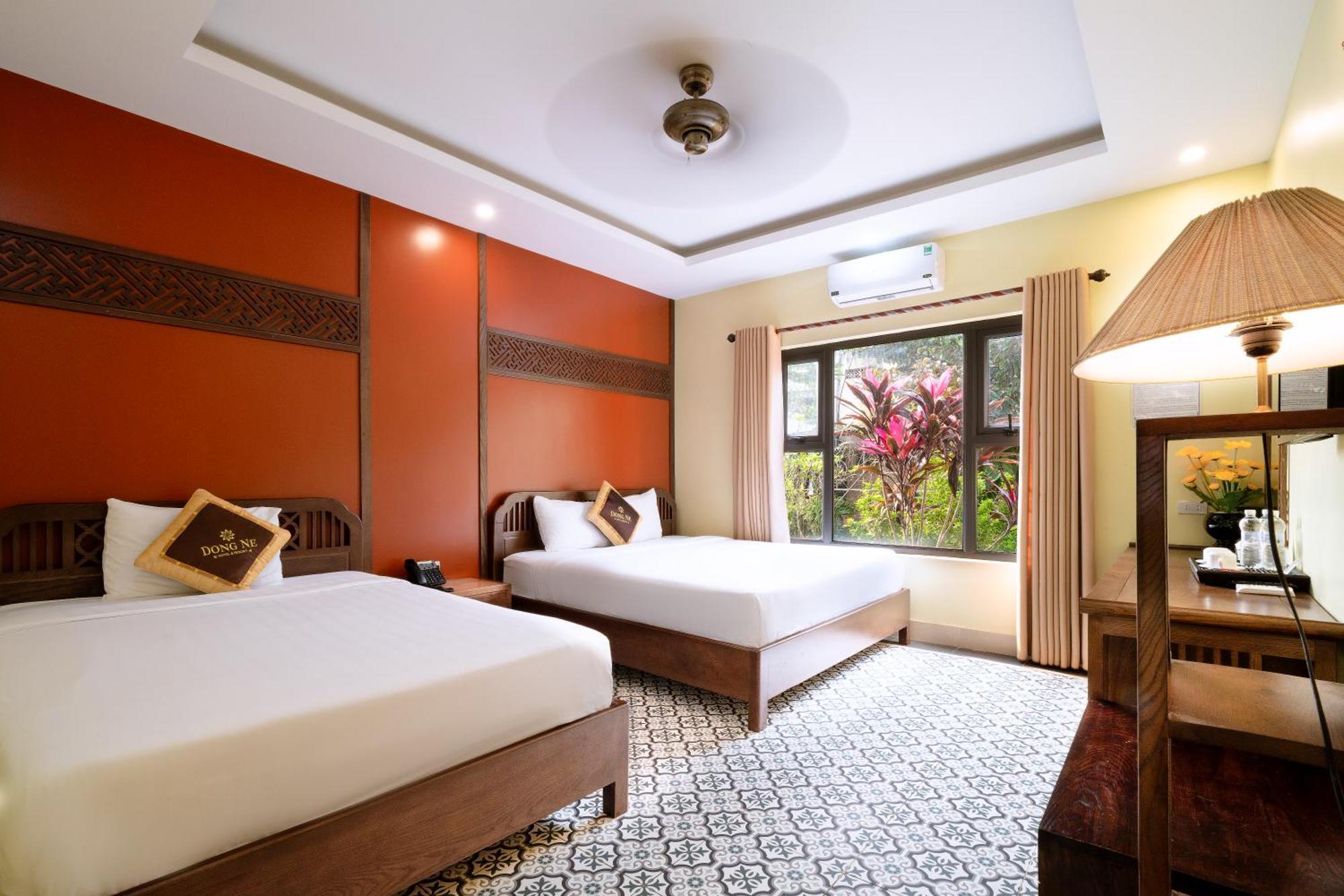 ดองเน โฮเต็ล แอนด์ รีสอร์ต Hotel นิญบิ่ญ ภายนอก รูปภาพ