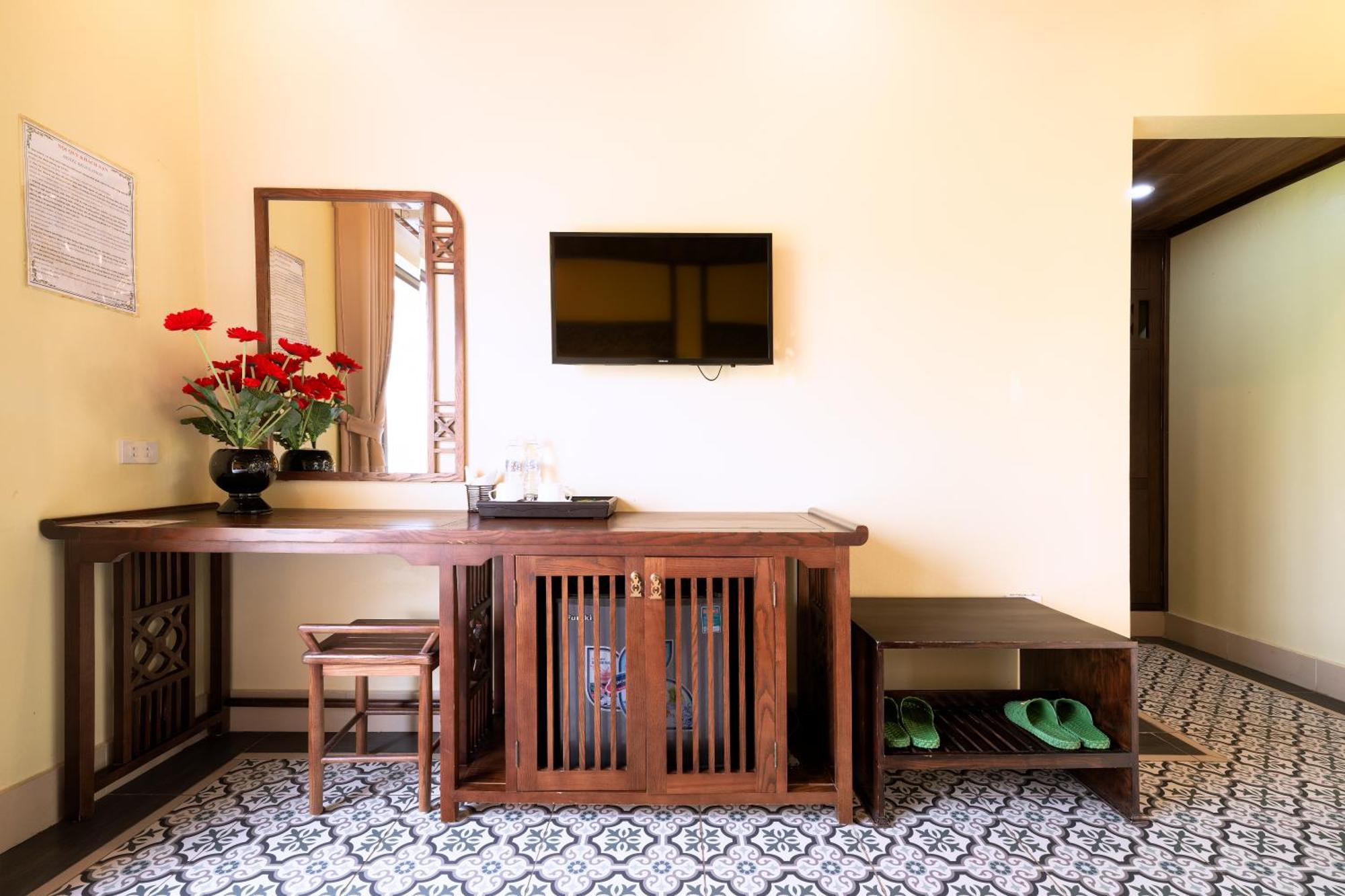 ดองเน โฮเต็ล แอนด์ รีสอร์ต Hotel นิญบิ่ญ ภายนอก รูปภาพ