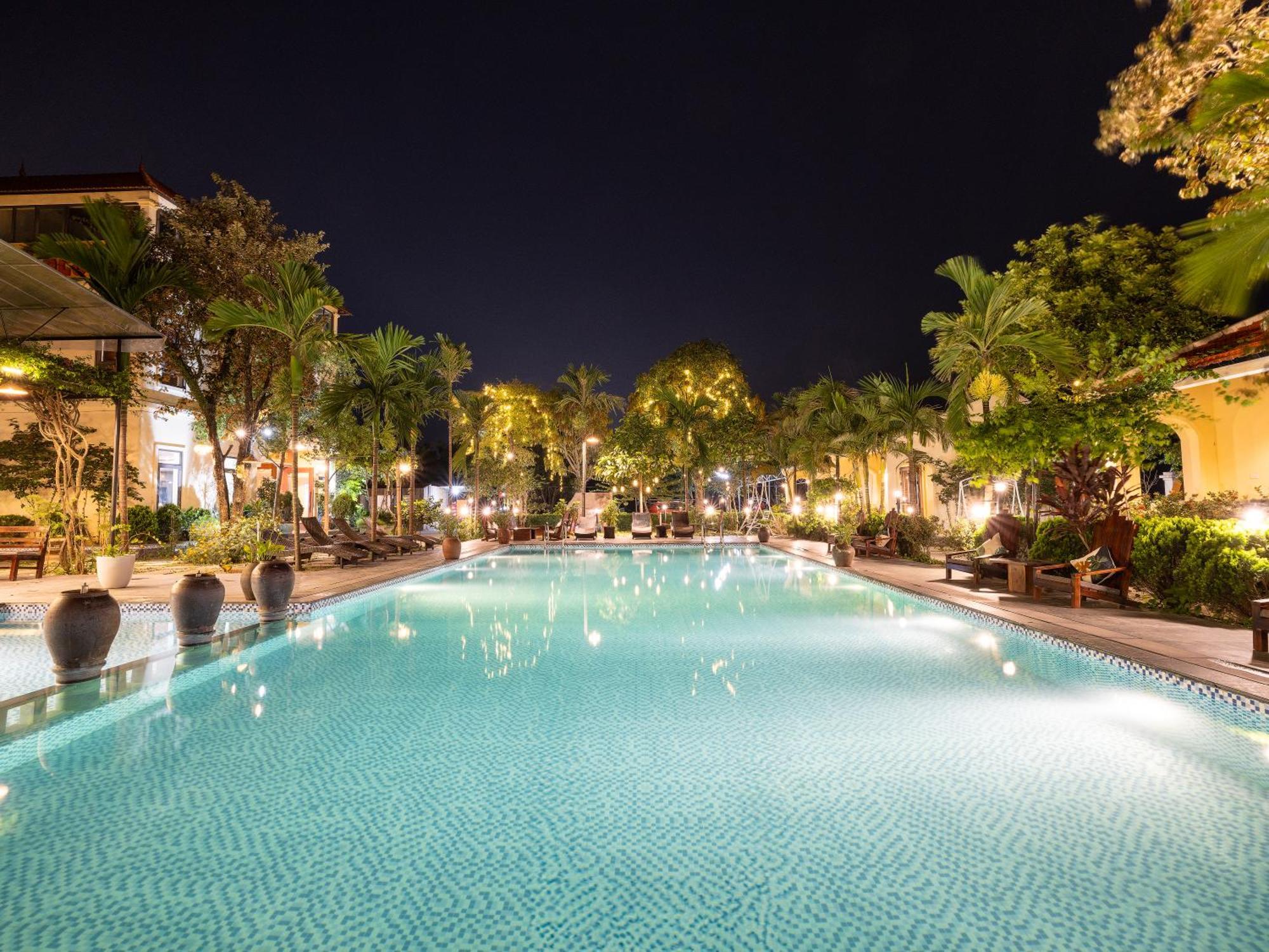 ดองเน โฮเต็ล แอนด์ รีสอร์ต Hotel นิญบิ่ญ ภายนอก รูปภาพ