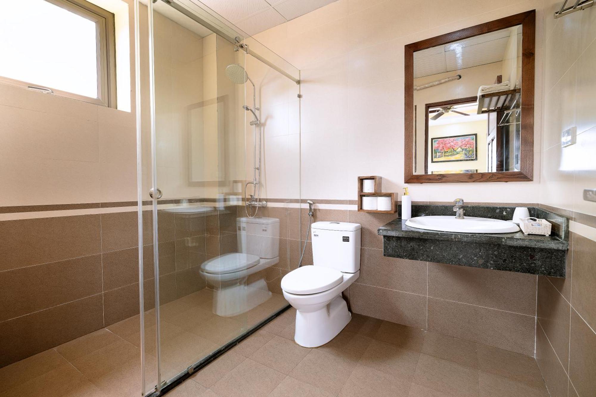 ดองเน โฮเต็ล แอนด์ รีสอร์ต Hotel นิญบิ่ญ ห้อง รูปภาพ
