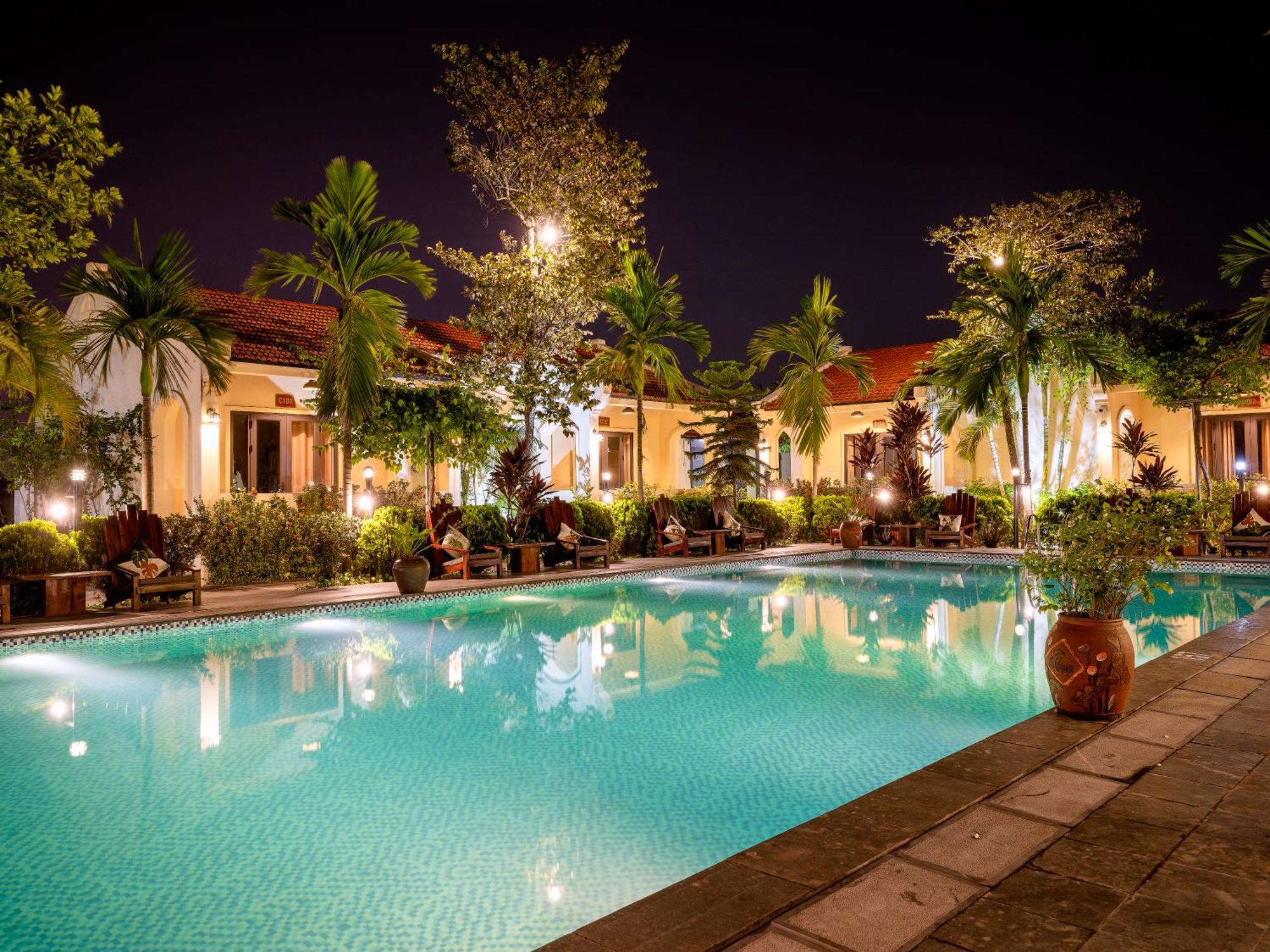 ดองเน โฮเต็ล แอนด์ รีสอร์ต Hotel นิญบิ่ญ ภายนอก รูปภาพ